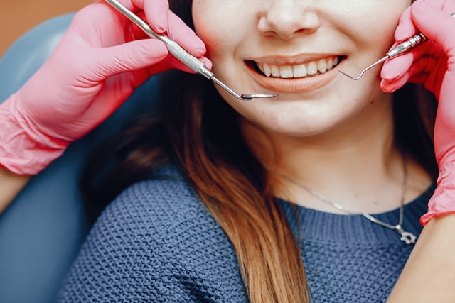 dental-cleaning-service